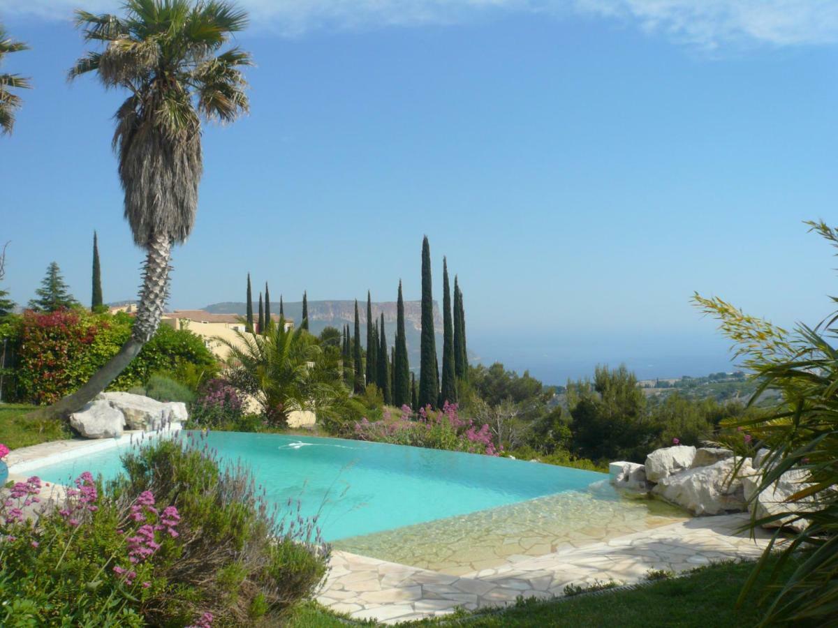 Pavillon Cassis Apartment Bagian luar foto